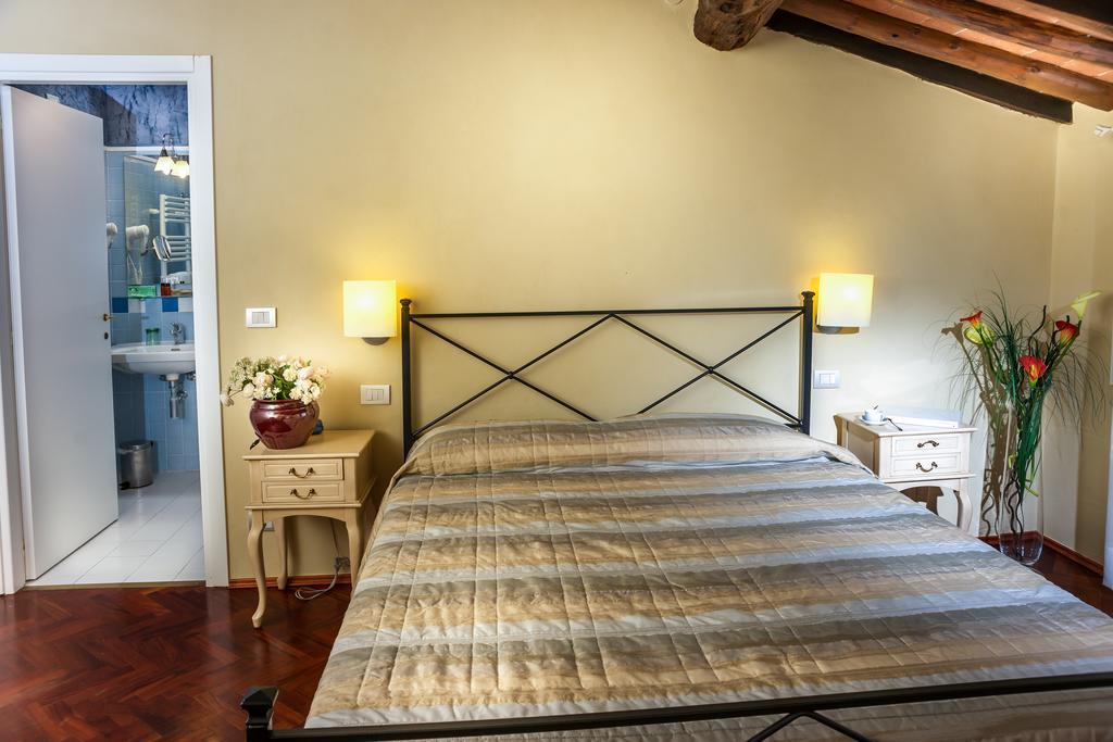 Suite Accommodation Mastiano Exteriér fotografie
