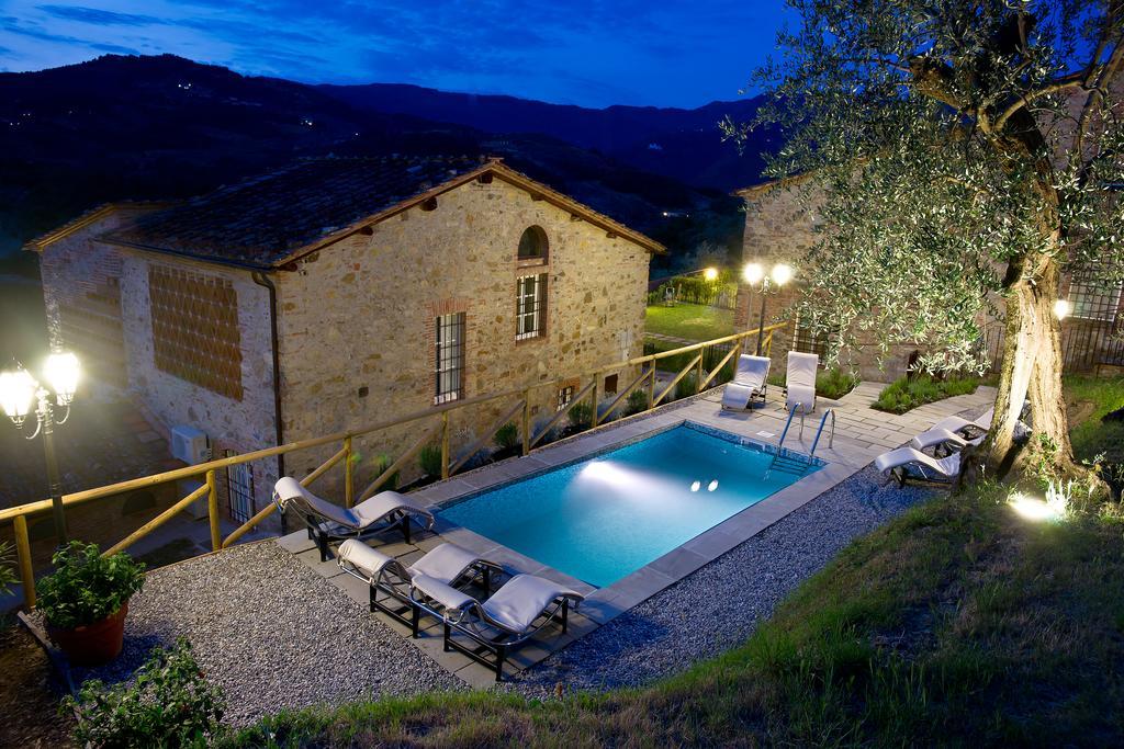 Suite Accommodation Mastiano Exteriér fotografie