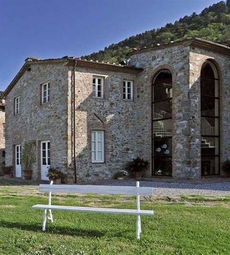 Suite Accommodation Mastiano Exteriér fotografie